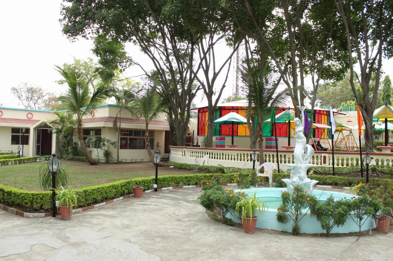 Fun And Food Resort & Holidays Harsola Exterior photo